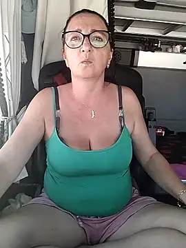 Milfa_nimfomana webcam