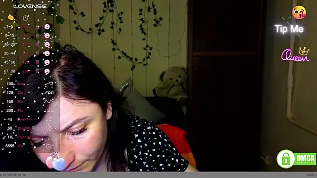 Muse_kitty_jenia webcam