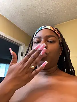 GirthGoddessCoco webcam