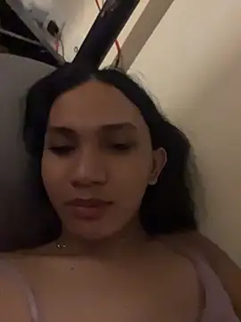 slutty_aki webcam