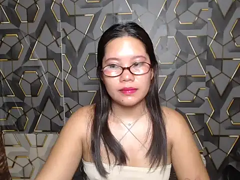ur_prettychelsie webcam