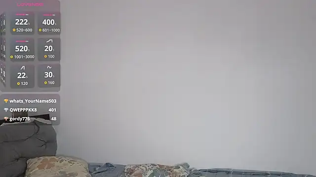 77-Vicky webcam