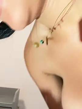 HaileyDiana webcam