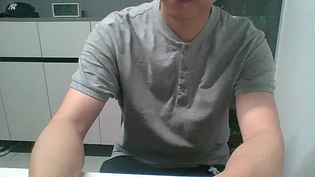 nole_china7 (Ask my age) - talk / fun / cum