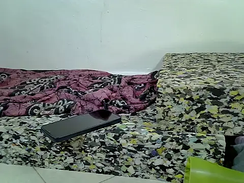 Bad_bunniey webcam
