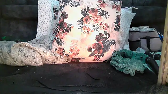 JuicyGoddessXO webcam