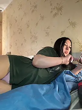 Naughtbaby_2025 webcam
