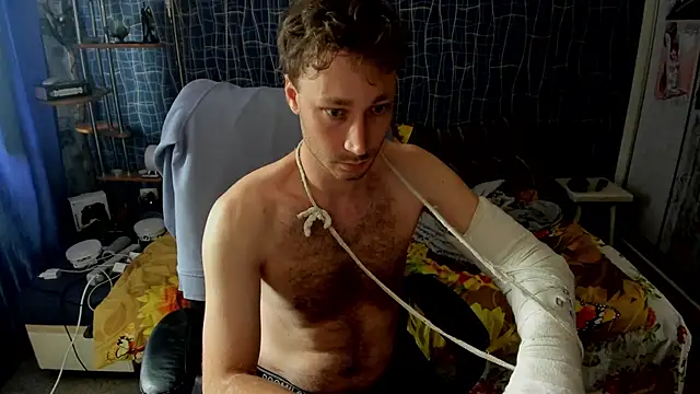 CuteBoy228 webcam