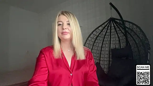 Blondie_xoxoxo webcam