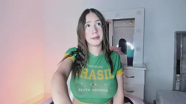 lovingdarcy_ webcam