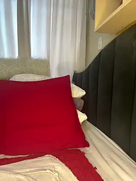 CynnxxxBarb webcam