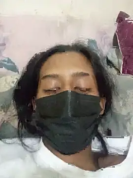 loveofpetitegirls34 webcam