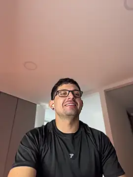 TroyeSavage webcam