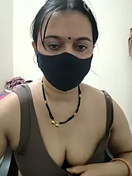 HeartlessGirl webcam