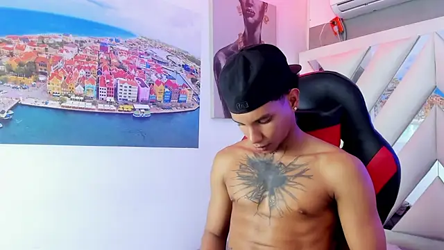 kai_storm77 webcam