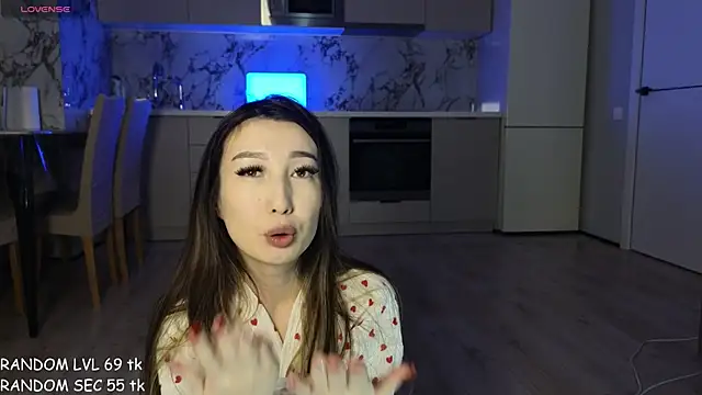 ellie_kimi webcam