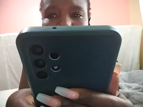 black-beauty02 webcam