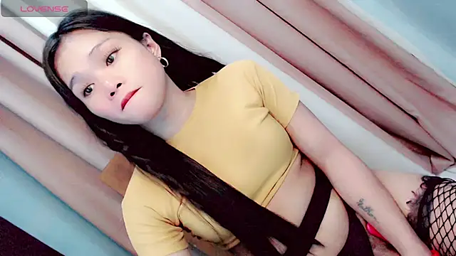 Littleslutty_baby webcam