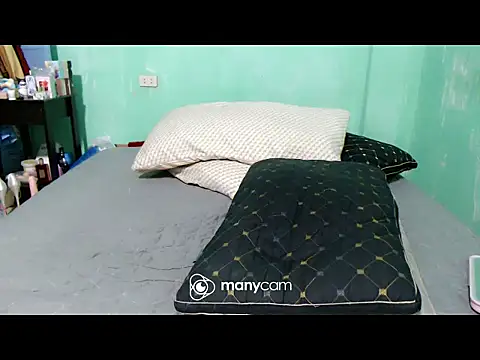 SeductiveNikki live cam on StripChat