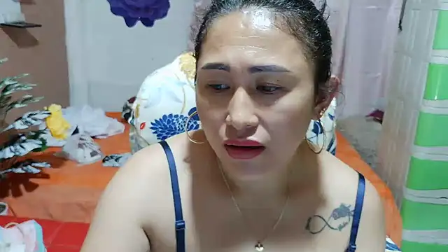 Filipina_Desire webcam