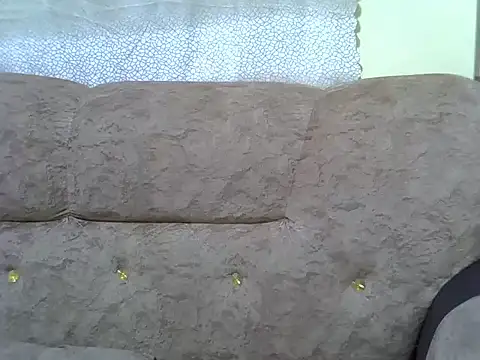 prettyy_joy live cam on StripChat