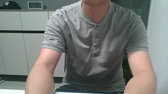 nole_china7 (Ask my age) - talk / fun / cum