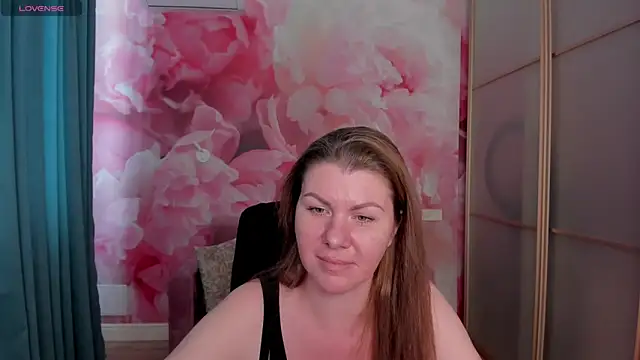 LunaKissesx webcam