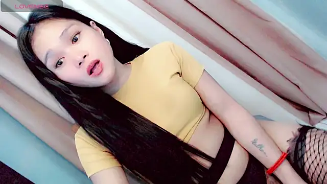 モデル: Littleslutty_baby