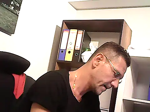 mastercharisma35 webcam