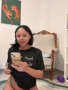HaileyDiana webcam