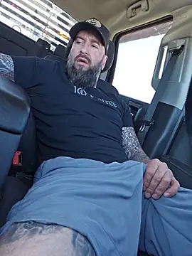 Beardedtattood live sex cam