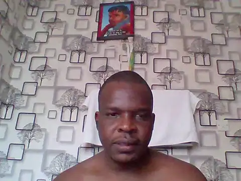 Chumba_001 live cam on StripChat