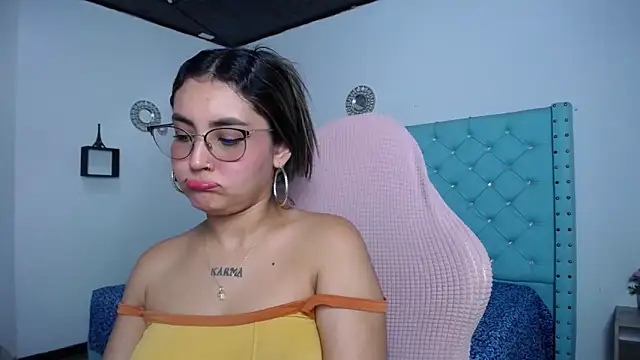 kathe-mills235 webcam