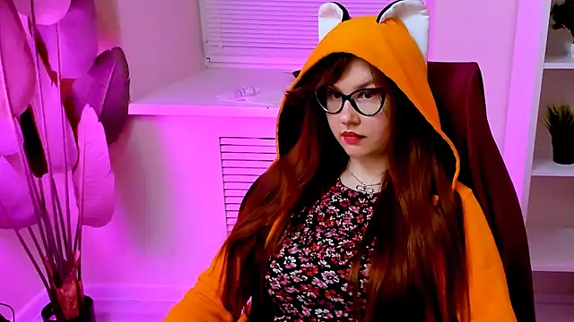 CarolGiggly live sex cam