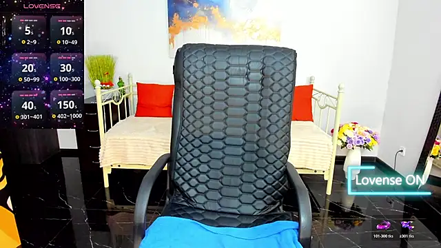 Julia_Dean webcam