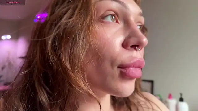 Damsel__ webcam