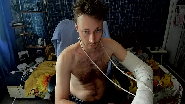 CuteBoy228 webcam