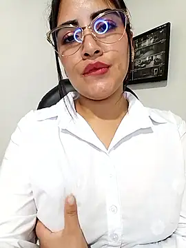MAYE__13 webcam
