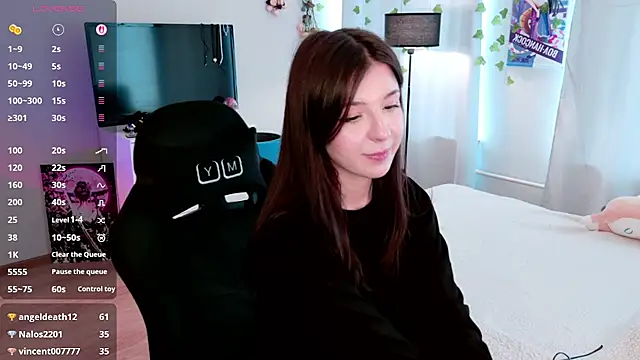Azaliya_Haze webcam