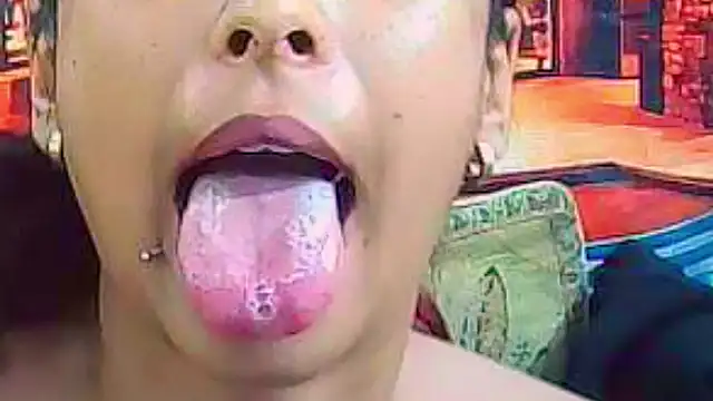 IndianSexyButt webcam