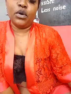 ShavePussyFatAssxx webcam