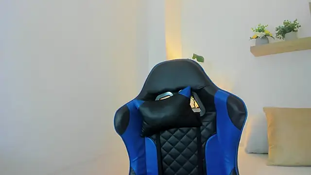 bella_99_ webcam