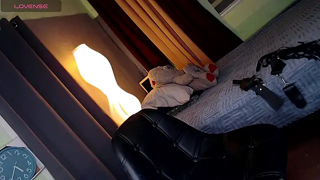 Creamycum_celinexx's room