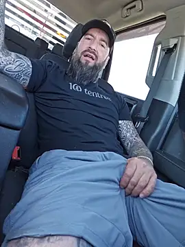 Beardedtattood webcam