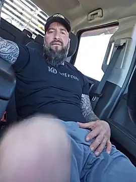 Beardedtattood webcam