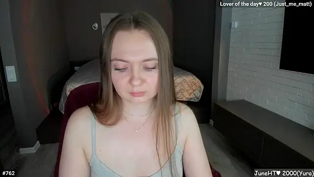 LizaGost live cam on StripChat