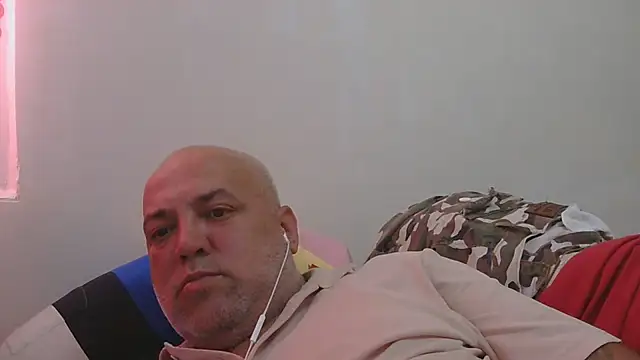husoizmir live cam on StripChat