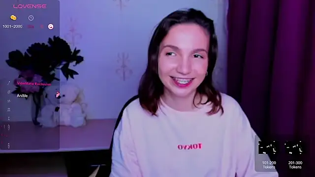 KindHazelHere_ webcam