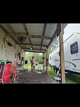 BootsAndCountry webcam