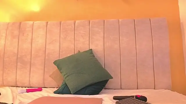 lexyfyre webcam